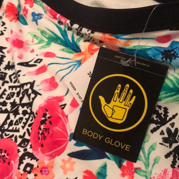 NWT 🌸🌺 Body glove floral monokini ~ small - Picture 6 of 7